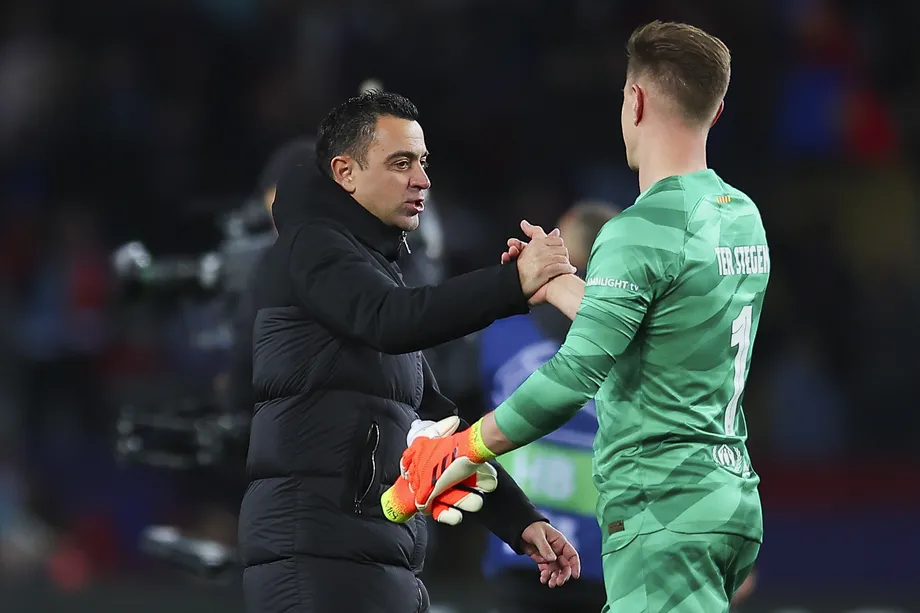 Bi tố đâm lén Xavi, Ter Stegen lên tiếng_695bcb3a19ee7.webp