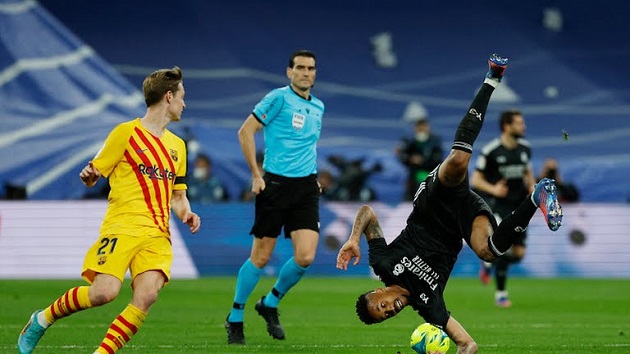 Bị trọng tài biên cho ăn ‘cú lừa’, sao Real điên tiết_695c447af33bf.jpeg