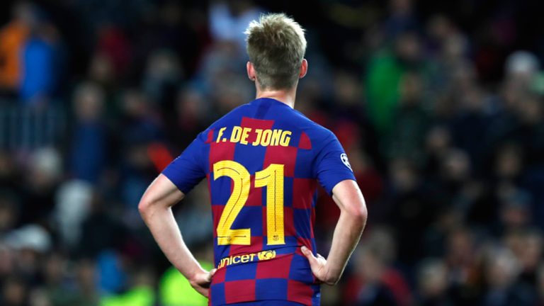 “Bom tấn” đang lạc lối trong vũng lầy tại Barca_695c8c8547240.jpeg