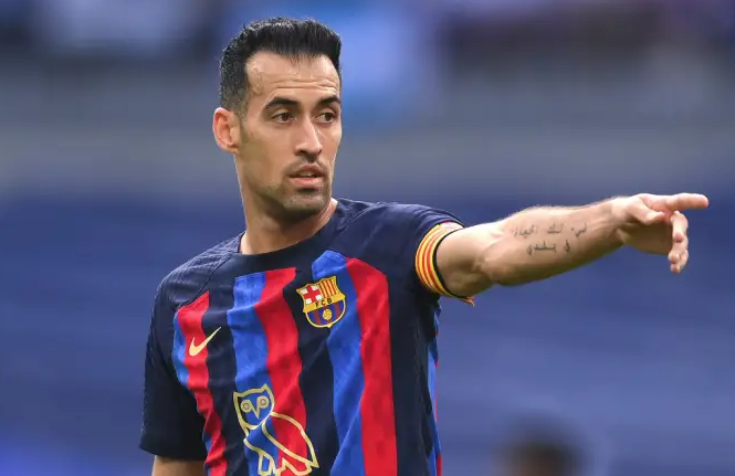 Busquets chỉ rõ 2 truyền nhân của mình ở Barca_695c2c03ceb5d.png