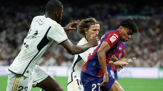 Các cầu thủ Barcelona khiến dàn sao Real tức giận trước thềm El Clasico_695b7eb93caad.jpeg