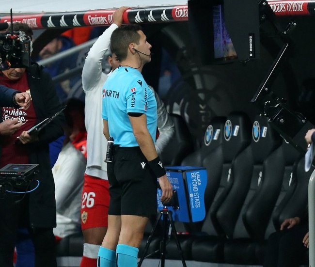 “Các trọng tài đã dành tặng Real Madrid 3 điểm”_695bf51da8ea6.jpeg