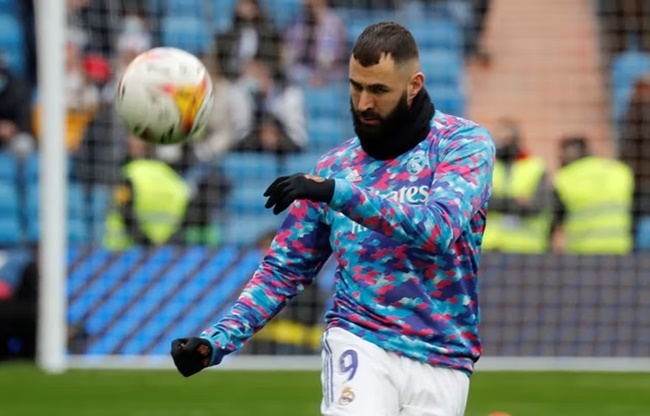 Cảm nhận sức ép từ Haaland, Benzema lập tức hành động_695c48f72427c.jpeg