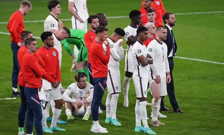 “Cậu ấy đang là cầu thủ xuất sắc nhất thế giới”_695c15b62e3bb.jpeg