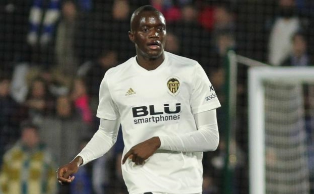 Cầu thủ Valencia dính chấn thương cực nặng sau pha va chạm với Tchouameni_695be9a4e6e8b.jpeg