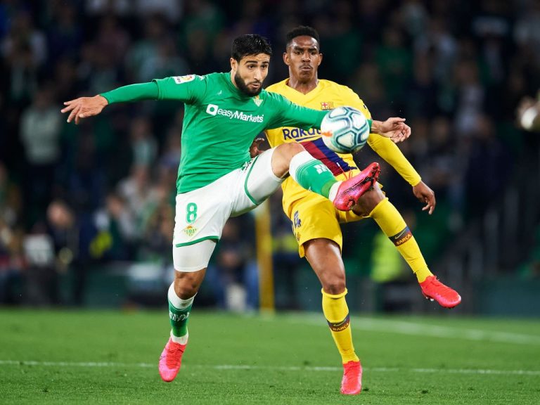 CĐV Man Utd: “Dứt điểm quá đẹp, mang cậu ấy về đây ngay!”_695c94b348477.jpeg