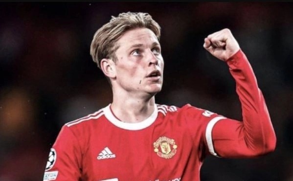Chỉ một câu nói khiến De Jong phải tiếc nuối Man Utd_695c3614388bb.jpeg