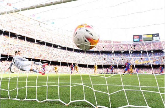 Chiến thắng hủy diệt, Barca tạm thoát khỏi khủng hoảng_695c56f265308.jpeg