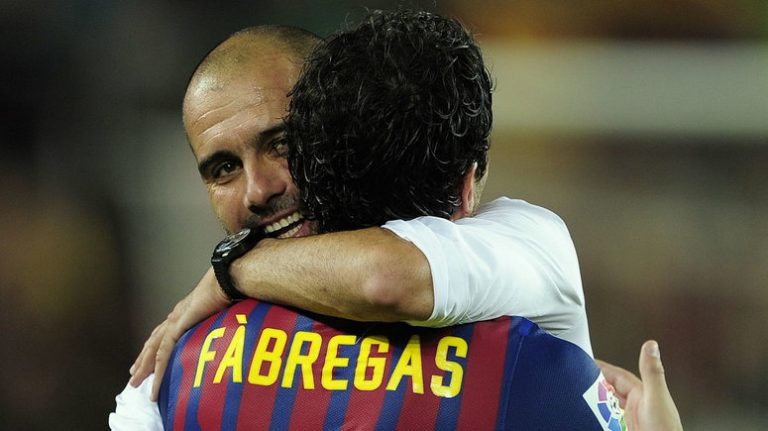 Chọn 2 HLV hay nhất, Fabregas loại bỏ Pep Guardiola_695c86a8e513b.jpeg