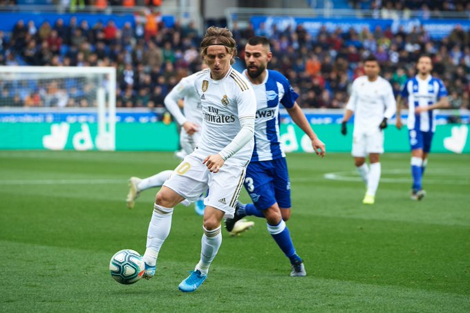 Đả bại Alaves, Real vứt cơn ác mộng sân khách vào sọt rác_695ca39fc0b48.jpeg