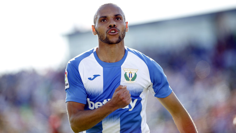 Đại diện đến Camp Nou, Barca sắp đón chữ ký thay Dembele_695c927233a8b.png