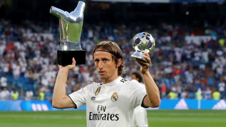 Đánh bại Messi và Ronaldo, Modric lại chiến thắng giải thưởng “đời cầu thủ chỉ có 1”_695ca66bdf31d.jpeg