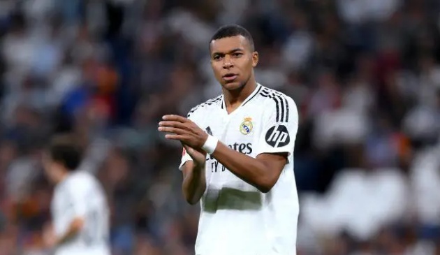 Danh hiệu đầu tiên của Mbappe trong màu áo Real Madrid_695baf5df2934.jpeg