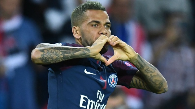 Dani Alves nói điều không tưởng về cầu thủ hoàn hảo của Barca_695cec2bd1712.jpeg