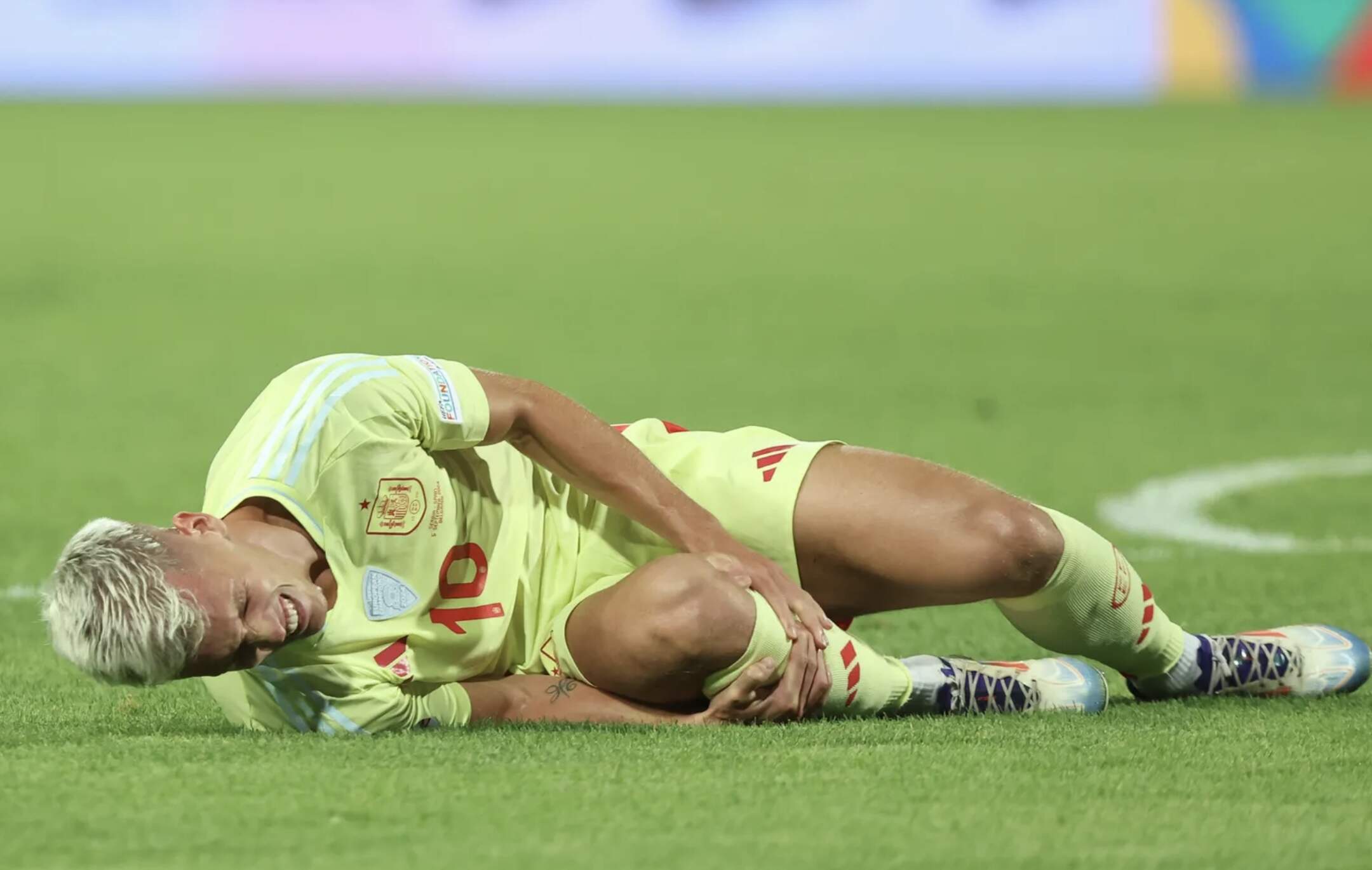 Dani Olmo chia tay ĐT Tây Ban Nha_695bb990a8902.jpeg