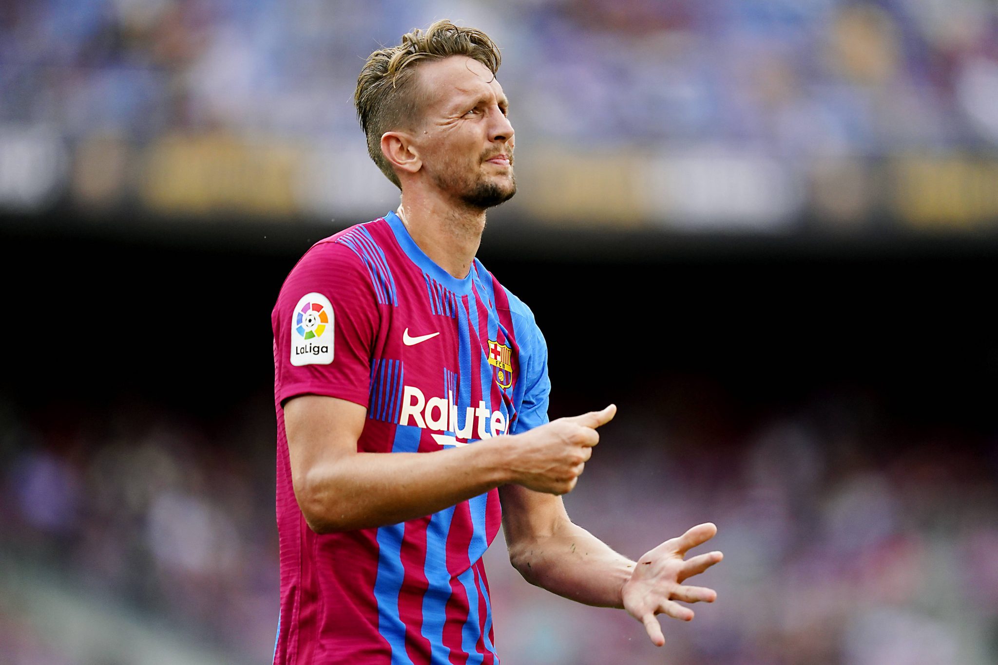 De Jong chơi tệ, Suarez thốt lên hốt hoảng_695c562fa4e7e.jpeg