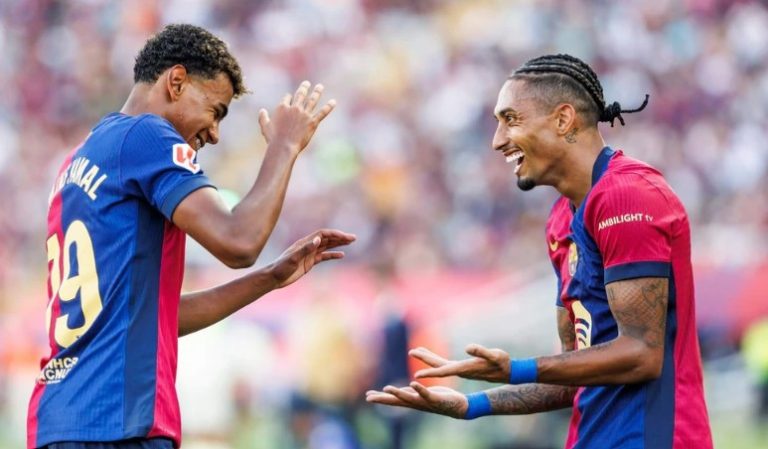 Đội hình La Liga hay nhất mùa giải 2024/25: Cặp cánh Yamal – Raphinha_695b6e137fa0e.jpeg