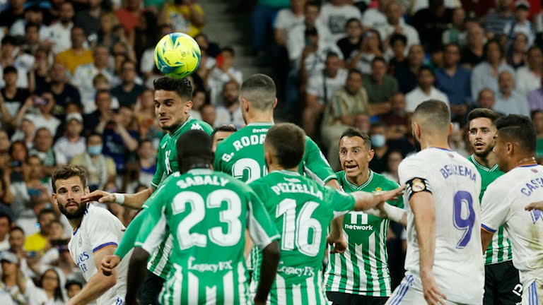 Đội hình tiêu biểu vòng 38 La Liga: “Đá tảng” Real Madrid, cựu binh Tottenham_695c3ec6e9bdd.jpeg