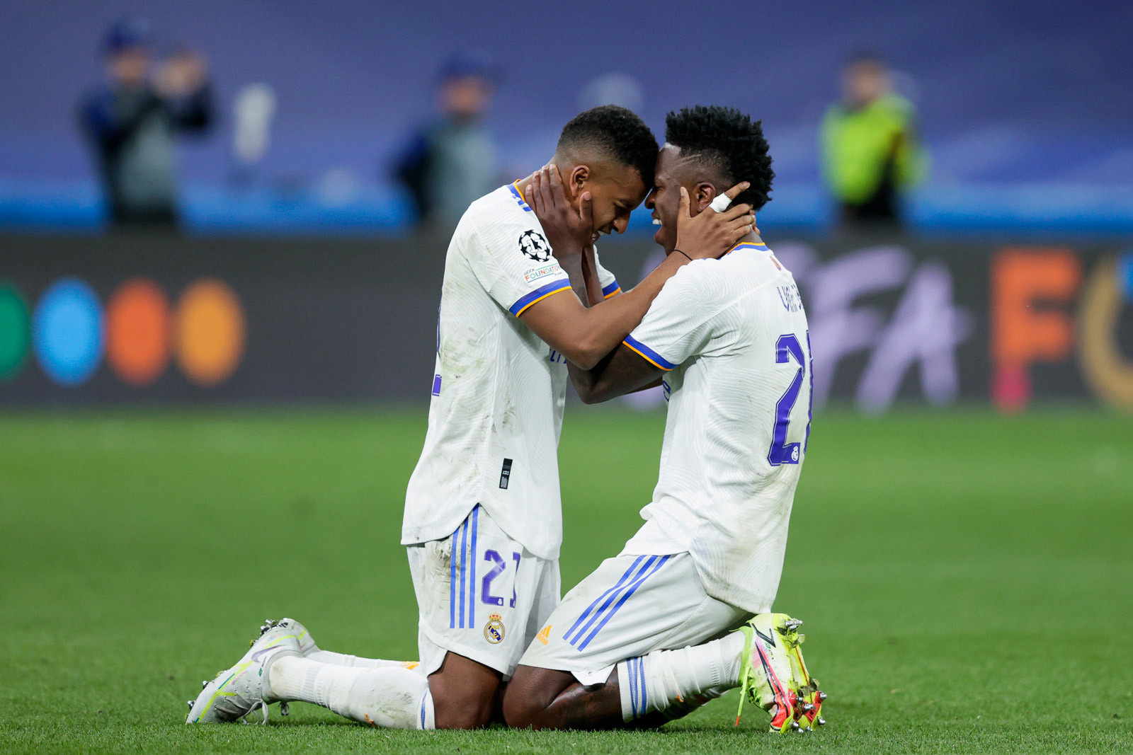 Đội hình tiêu biểu vòng 5 La Liga: Cặp cánh Real, ấn tượng Lewandowski_695c36d4bc6ca.jpeg