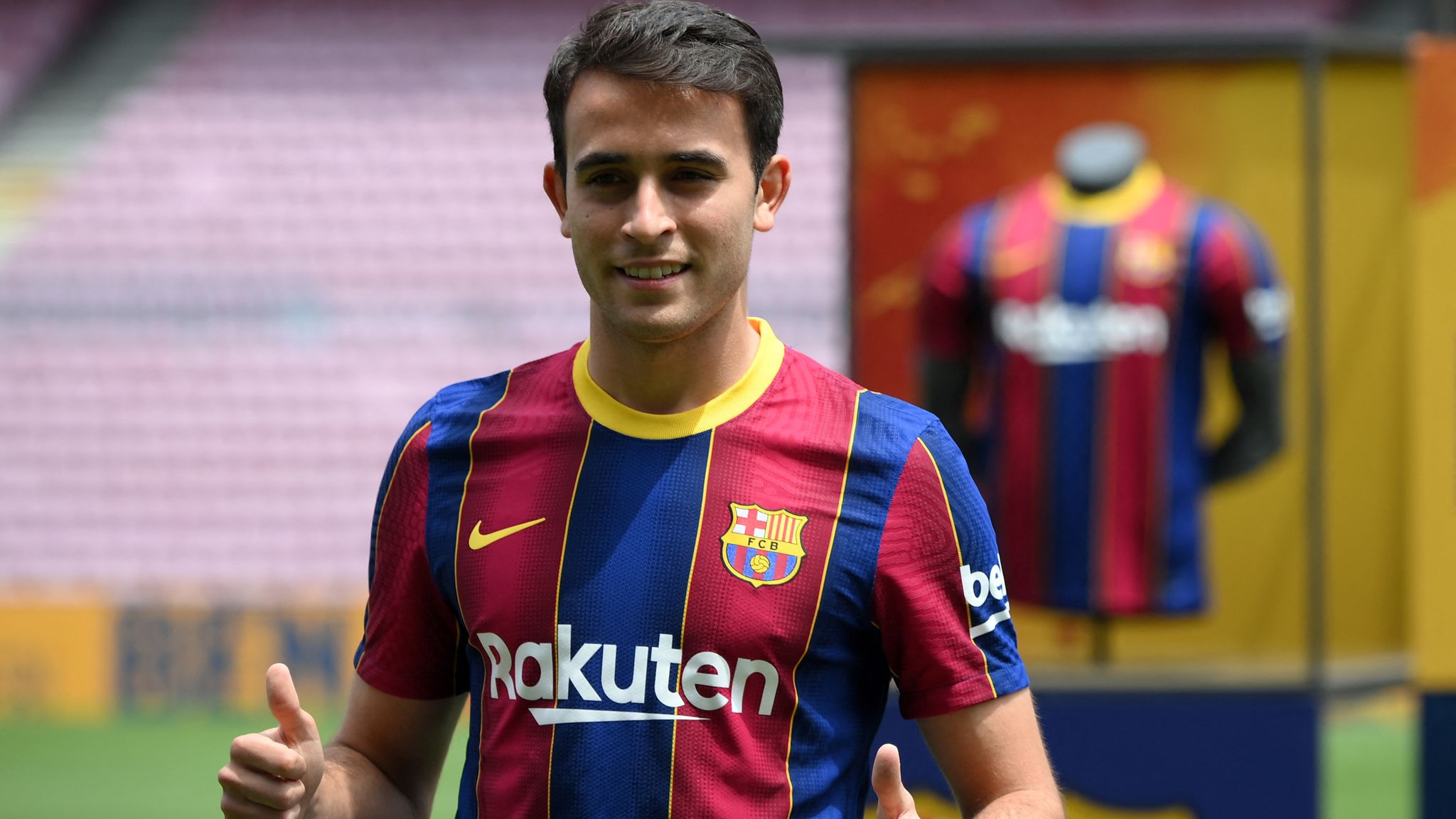 Eric Garcia: “Dĩ nhiên là tôi muốn được chơi bóng bên cạnh Messi”_695c51af6eb2f.jpeg