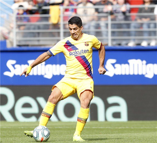 Fan Barca: “Cho hắn ta nghỉ 6 tháng luôn đi, chúng tôi mệt mỏi rồi!”_695ca8afa2792.jpeg