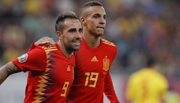 Fan Barca: “Ông ta là huấn luyện viên ngu ngốc, thiếu chiến lược và chiến thuật!”_695cbbe1de0f2.jpeg