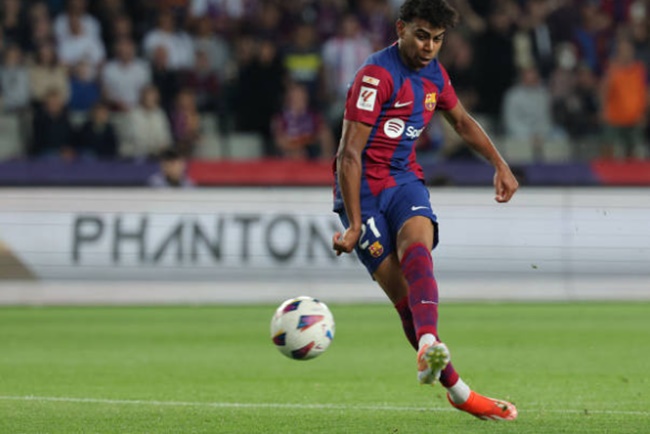 Ghi bàn cho Barca, Yamal phá vỡ im lặng_695bd31cda19f.jpeg