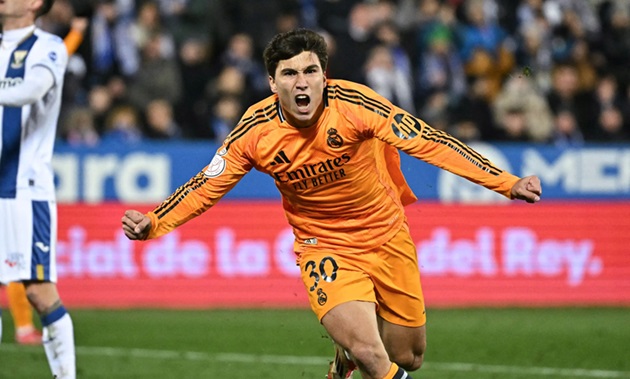 Gonzalo Garcia: Niềm hy vọng mới của học viện Real Madrid_695b92dc871c6.jpeg