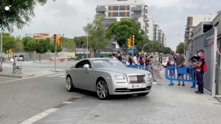 Griezmann bị hét vào mặt sau khi Messi ra đi_695c5c996d48b.jpeg