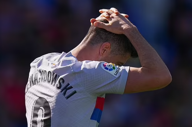 Hàng công vô duyên, Barcelona sa lầy trước Getafe_695c21693dc68.png