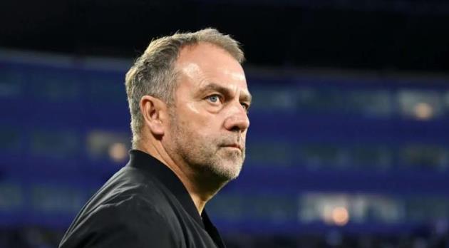 Hansi Flick bị chỉ trích vì một quyết định thay người trong trận gặp Real Valladolid_695b7fc607a74.jpeg