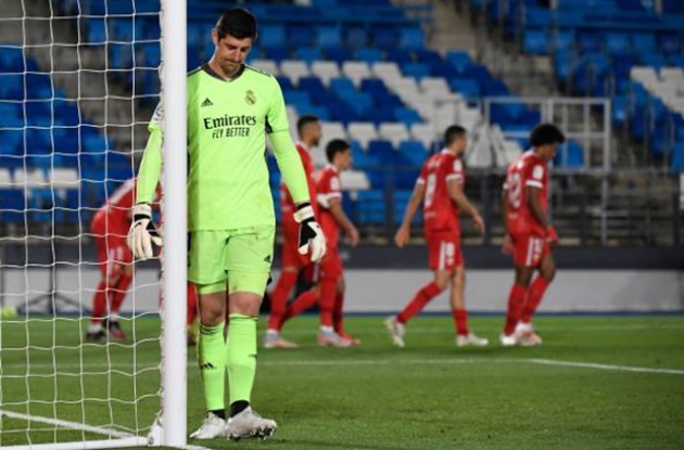 Hay không bằng hên, Hazard chuộc lỗi, giải cứu Real trên đường đua vô địch_695c63806f918.jpeg