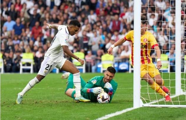 HLV Girona thừa nhận Real mất trắng bàn thắng_695c30aa82619.jpeg