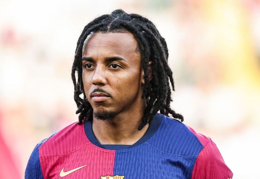 HLV Hansi Flick ra tay, sao Barca bị trừng phạt_695b8e6c8a4eb.jpeg