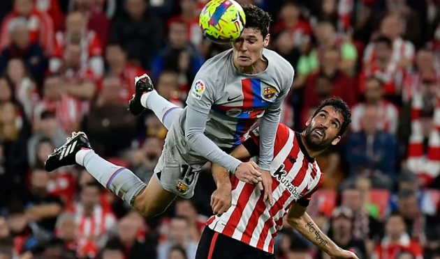 HLV Kasper Hjulmand chọn ra trung vệ số 1 thế giới_695c2351b31ac.png