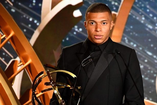 Học theo Pele, Mbappe dự đoán chủ nhân của Quả bóng vàng châu Âu 2019_695cd4e377345.jpeg