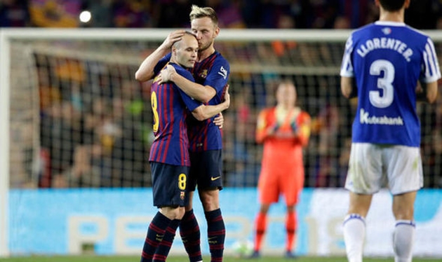 Iniesta nói gì trước tin đồn Rakitic chuyển đến MU?_695cc87ede72e.jpeg