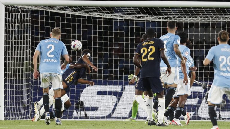 Jude Bellingham sánh ngang Ronaldo sau 3 trận cho Real Madrid_695c1baf399da.jpeg