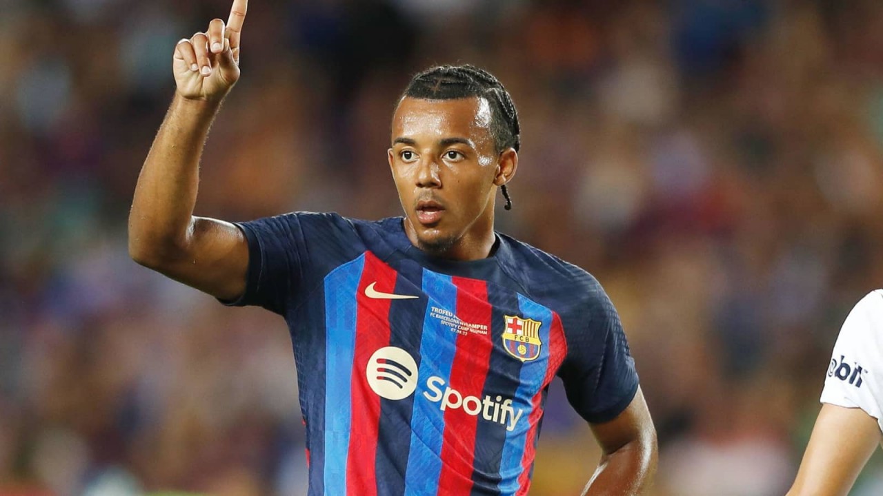 Jules Kounde vạch trần sự dối trá về vị trí tại Barca_695c29d211c31.jpeg