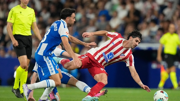 Julian Alvarez vẽ siêu phẩm, Atletico Madrid vẫn sụp đổ khó tin trước Espanyol_695b6eae06432.jpeg