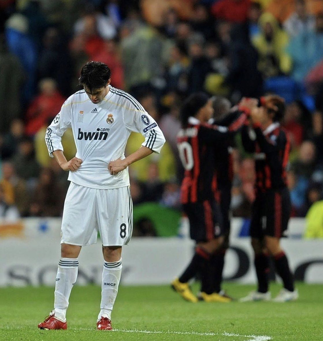 Kaka tiết lộ lý do khiến anh thất bại ở Real Madrid_695c8d2a846d9.jpeg