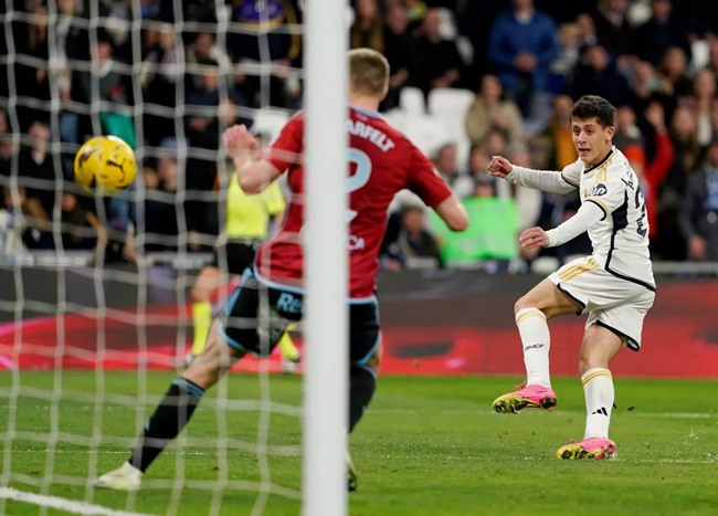 Khai nòng cho Real, thần đồng 18 tuổi phá vỡ im lặng_695be776457c6.jpeg