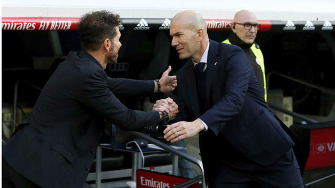 Khó tin: Zidane đang dùng “độc chiêu” của Simeone để giúp Real vô địch!_695c96d197690.jpeg