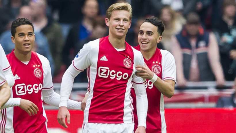 ‘Không thể nói và cử động, cậu ấy nhướng mày, ý bảo tôi hãy đến Barca’_695c86ff58206.jpeg