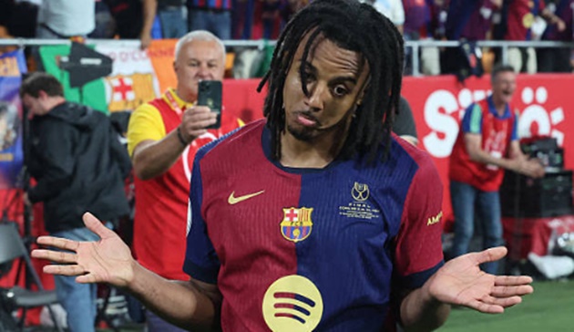 Kounde chủ động sửa sai để không mất suất đá chính ở Barcelona_695b80db440c0.jpeg