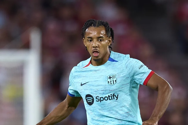 Kounde phá vỡ im lặng sau khi gặp chấn thương_695c16f6e7c78.jpeg