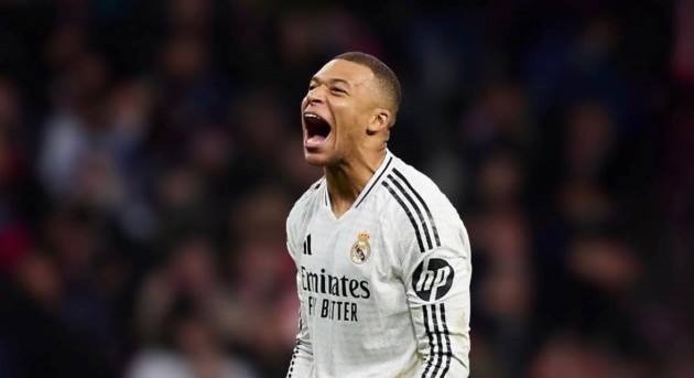 Kylian Mbappe ghi bàn thắng đá phạt đầu tiên trong sự nghiệp_695b887836860.jpeg