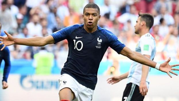 Kylian Mbappe vs Ousmane Dembele: Ai mới là tương lai của đội tuyển Pháp?_695ce68c69a41.jpeg