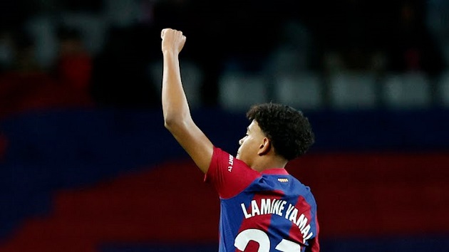 Lập cú đúp, Lamine Yamal xô đổ kỷ lục của Ansu Fati_695bef2a31322.jpeg