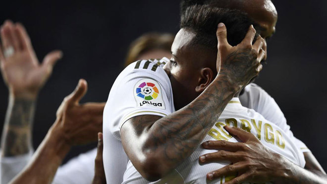 Lập siêu phẩm, sao Real tiết lộ 1 điều về Zidane khiến CĐV “nổi da gà”_695cb598f39c4.jpeg